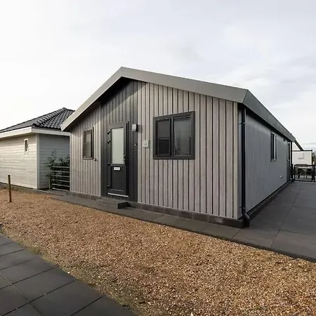 Vakantiebungalow De Karper بيت للعطل